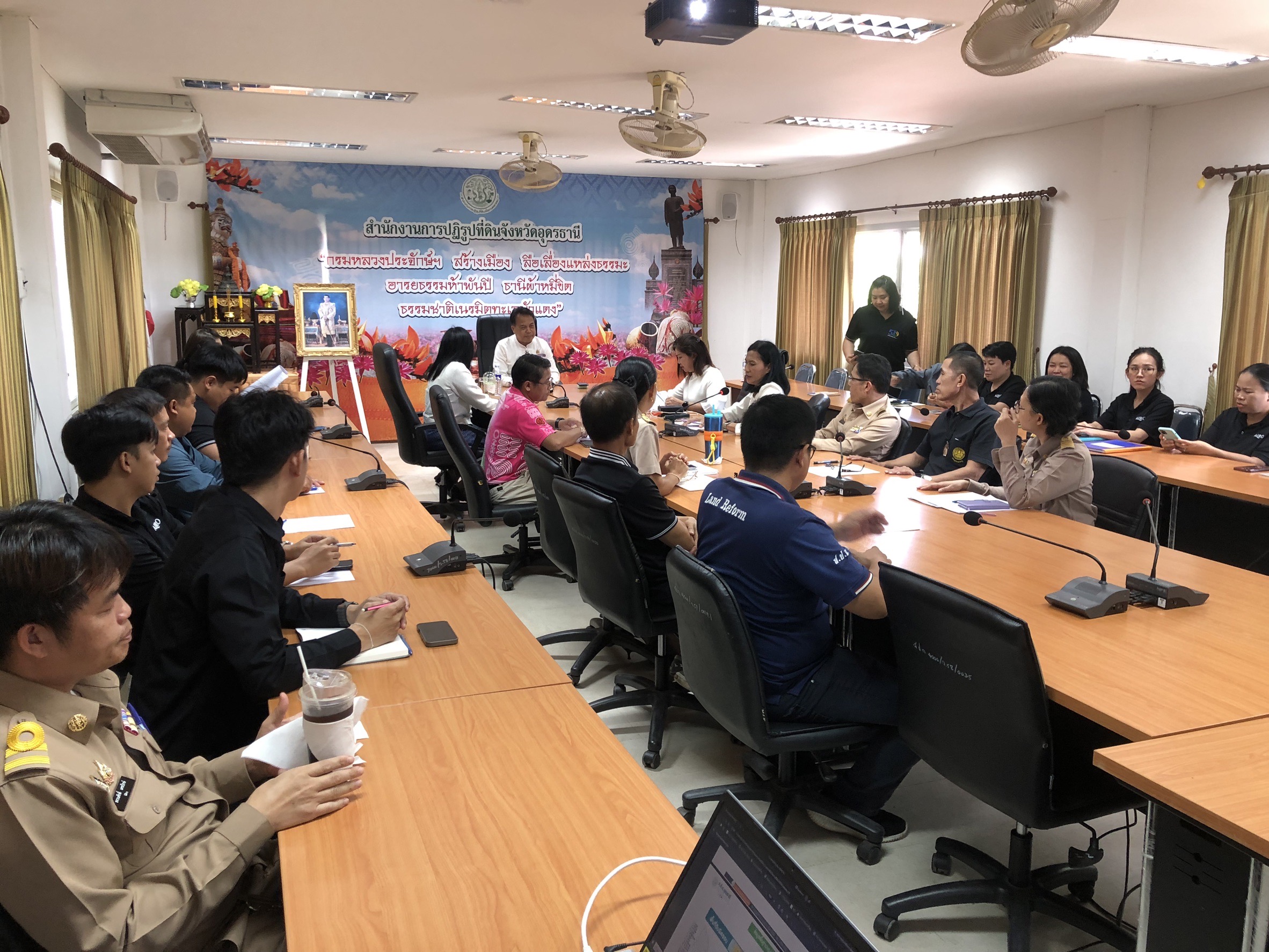 title - รองเลขาธิการ ส.ป.ก. ร่วมคณะ รมช.เกษตรฯ ทำบุญงานพืชสวนโลก พร้อมลงพื้นที่ตรวจเยี่ยม ส.ป.ก.อุดรธานี